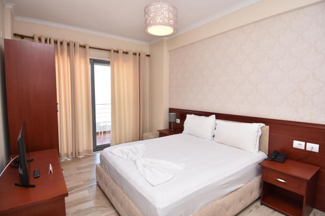 Hotel Summer Stars Vlorë Exteriér fotografie