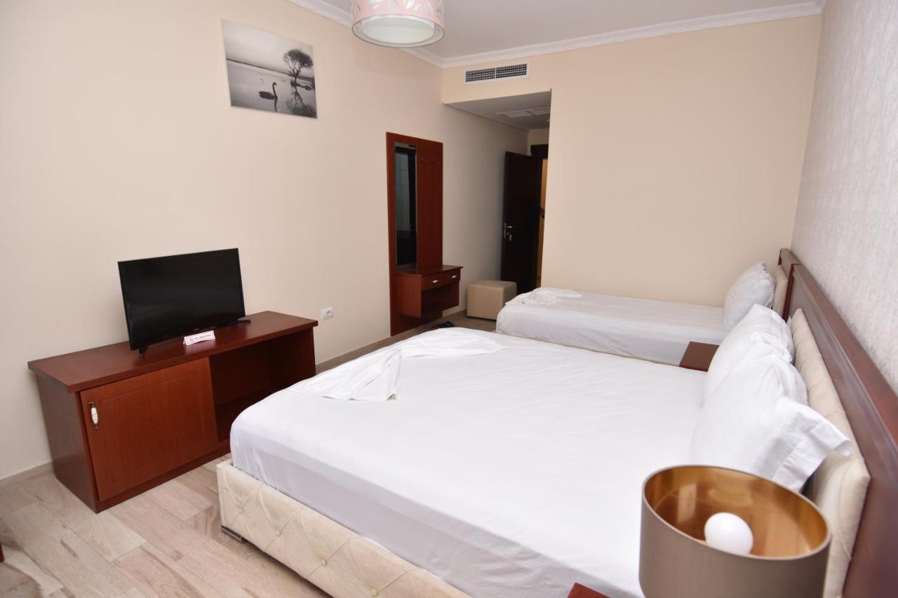 Hotel Summer Stars Vlorë Exteriér fotografie
