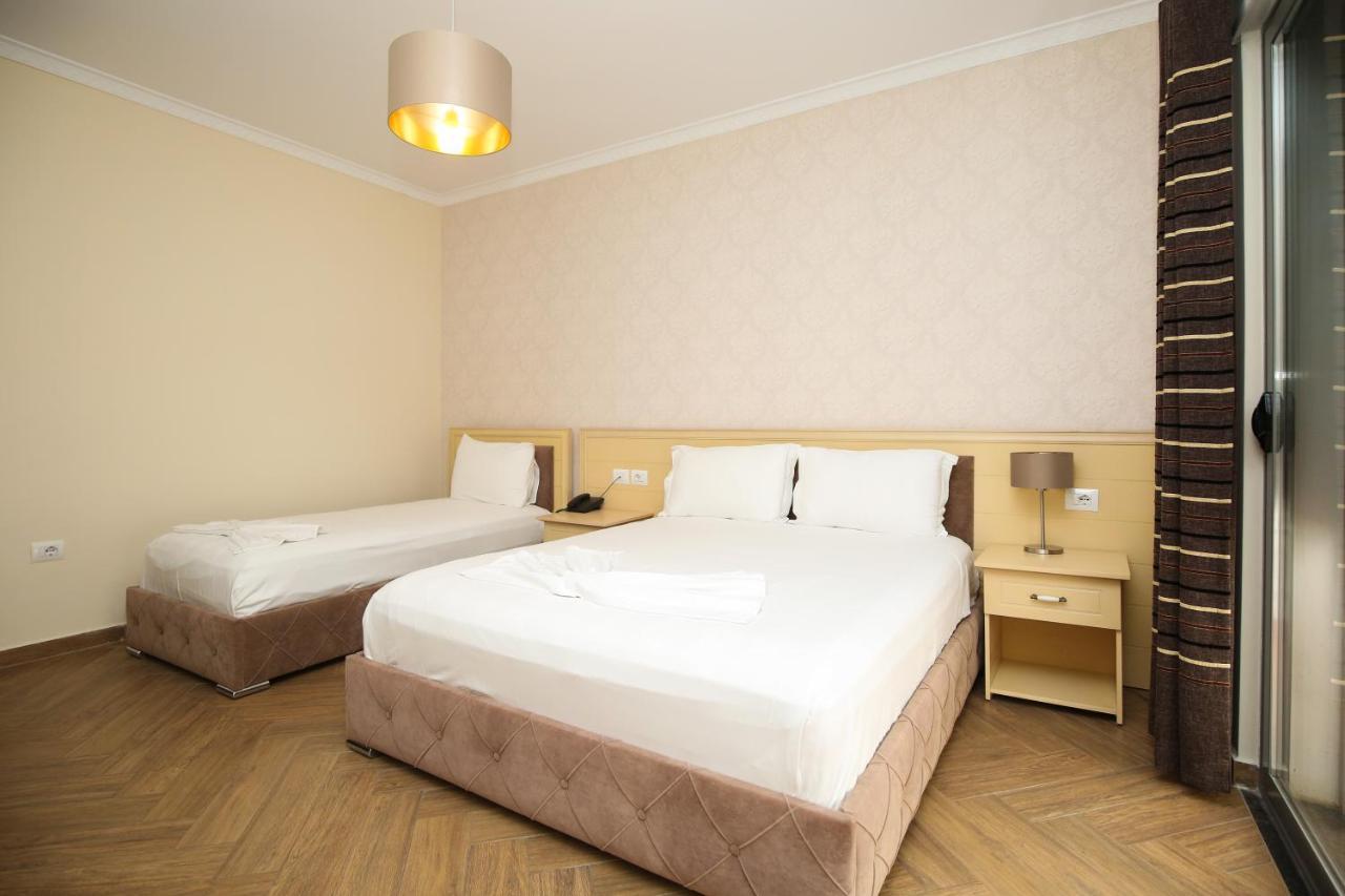 Hotel Summer Stars Vlorë Exteriér fotografie