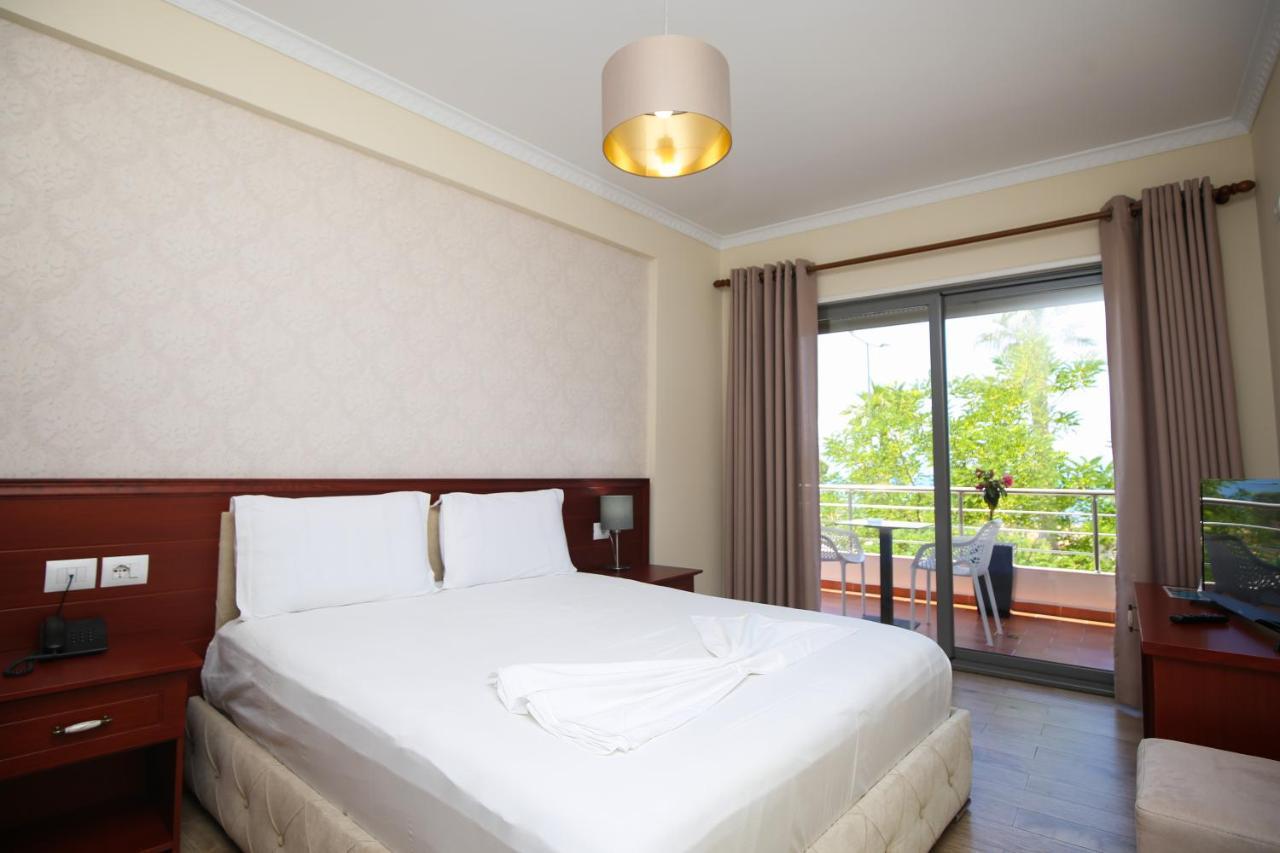 Hotel Summer Stars Vlorë Exteriér fotografie